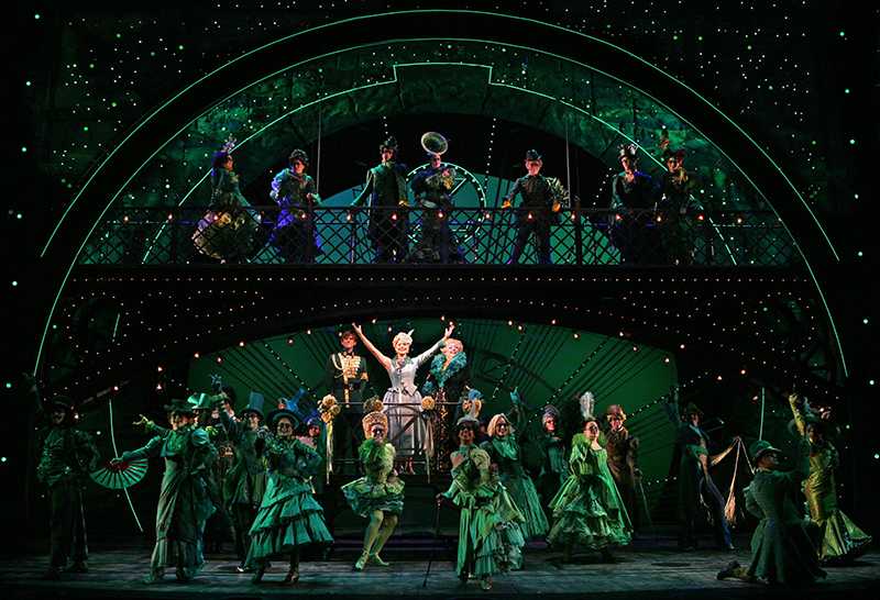 Wicked enchants South Floridian audiences