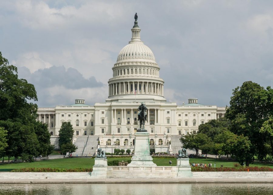 U.S._Capitol,_Washington,_D.C.,_West_View_20110826_1